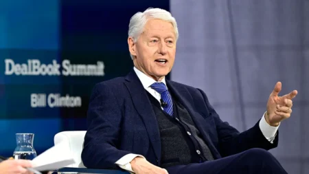 Bill Clinton Condemns Minneapolis Shootings, Calls for Americans to ‘Stand Up’ Amid National Outrage