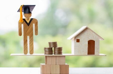 Can You Buy a Property in Florida With Student Loan Debt?
