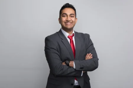 FDA Vaccine Chief to Exit Agency Next Month Amid Ongoing Controversy