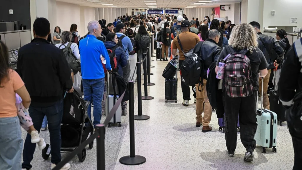 More Funding for TSA Unlikely to Immediately Reduce Long Airport Security Lines