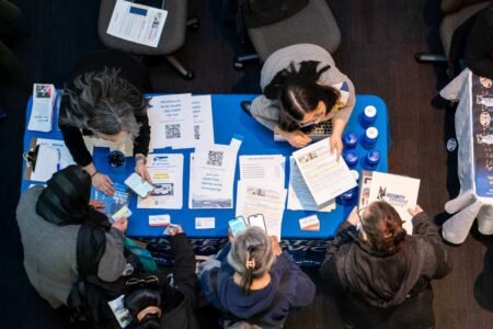 US Economy Loses 92,000 Jobs in February as Unemployment Rate Rises to 4.4%