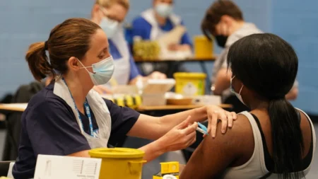 UK Meningitis B Outbreak: What People Should Know About Symptoms, Risks, and Vaccines UK Meningitis B Outbreak