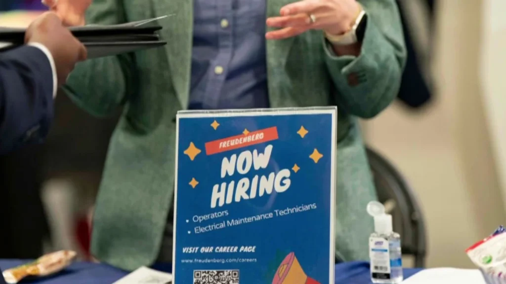 US adds 178,000 jobs in March as hiring beats expectations despite war