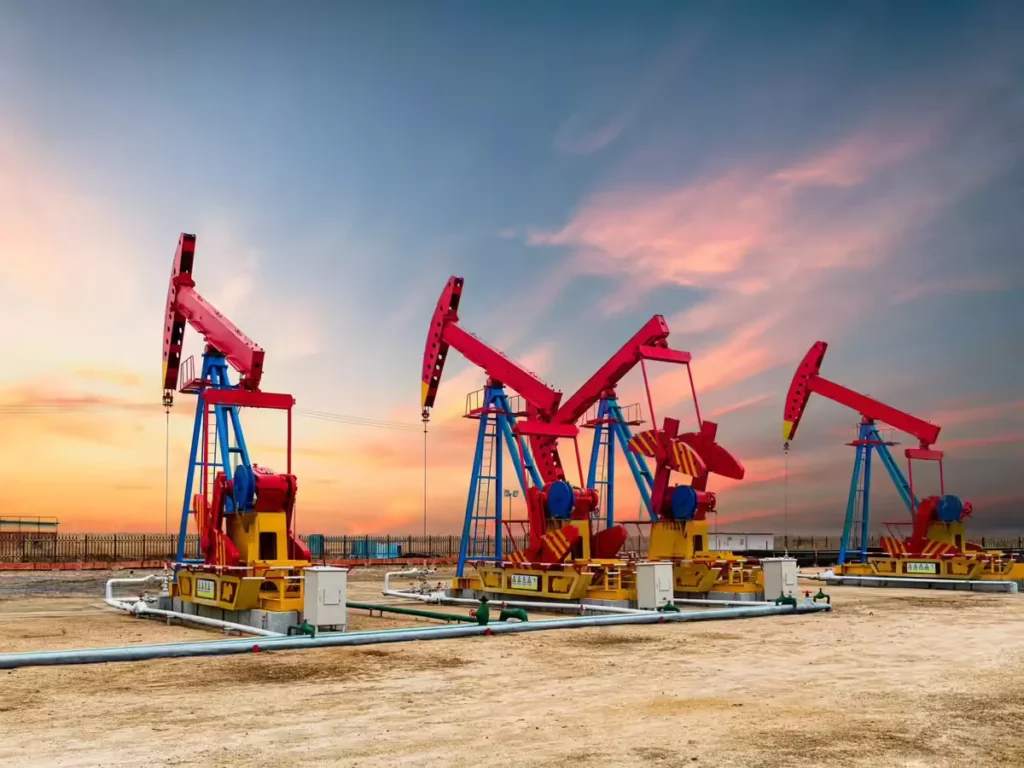 Iran Turmoil Drives Big Oil Expansion as Rising Energy Prices Pressure Real Estate Markets