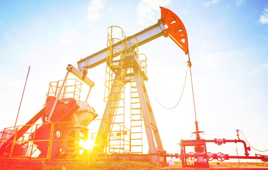 Oil prices jump 5% as US-Iran tensions rise and ceasefire unravels